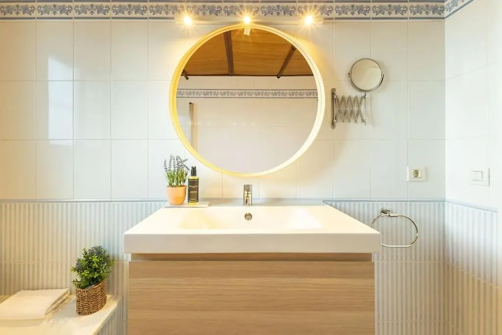Triana Deluxe By Valcambre Apartment Seville Spain